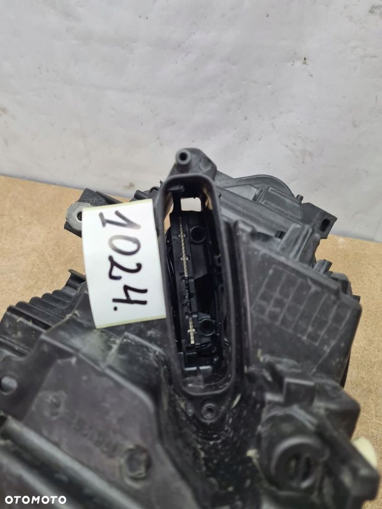 BMW 1 F20 F30 BI XENON - LAMPA PRZÓD PRAWA - 6