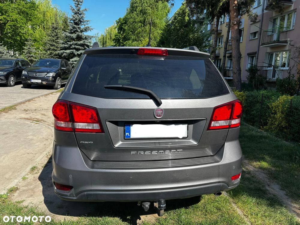 Fiat Freemont 2.0 Multijet Lounge AWD - 4