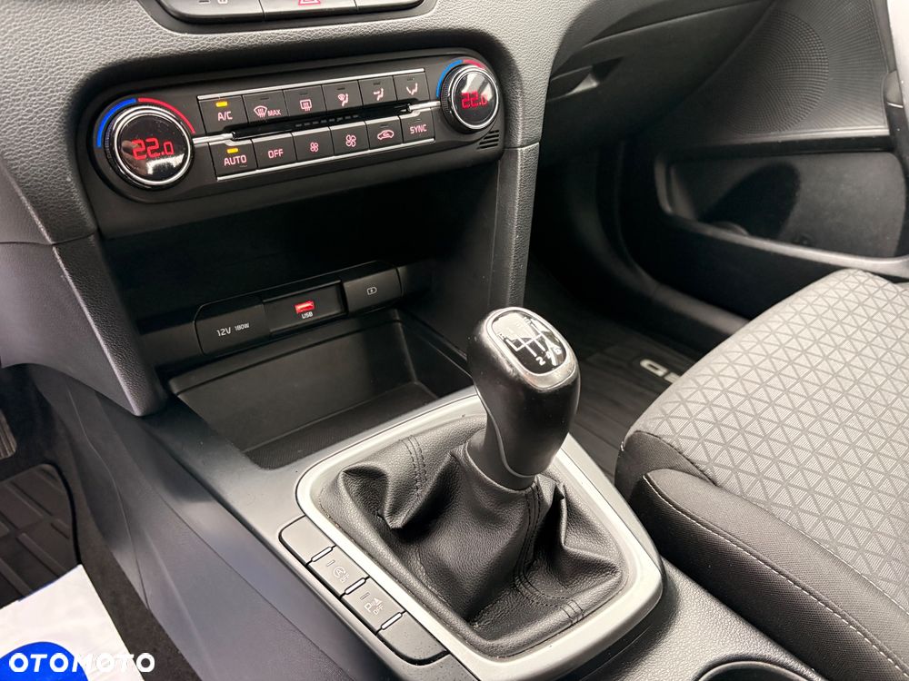 Kia Ceed 1.5 T-GDI Business Line Plus - 21