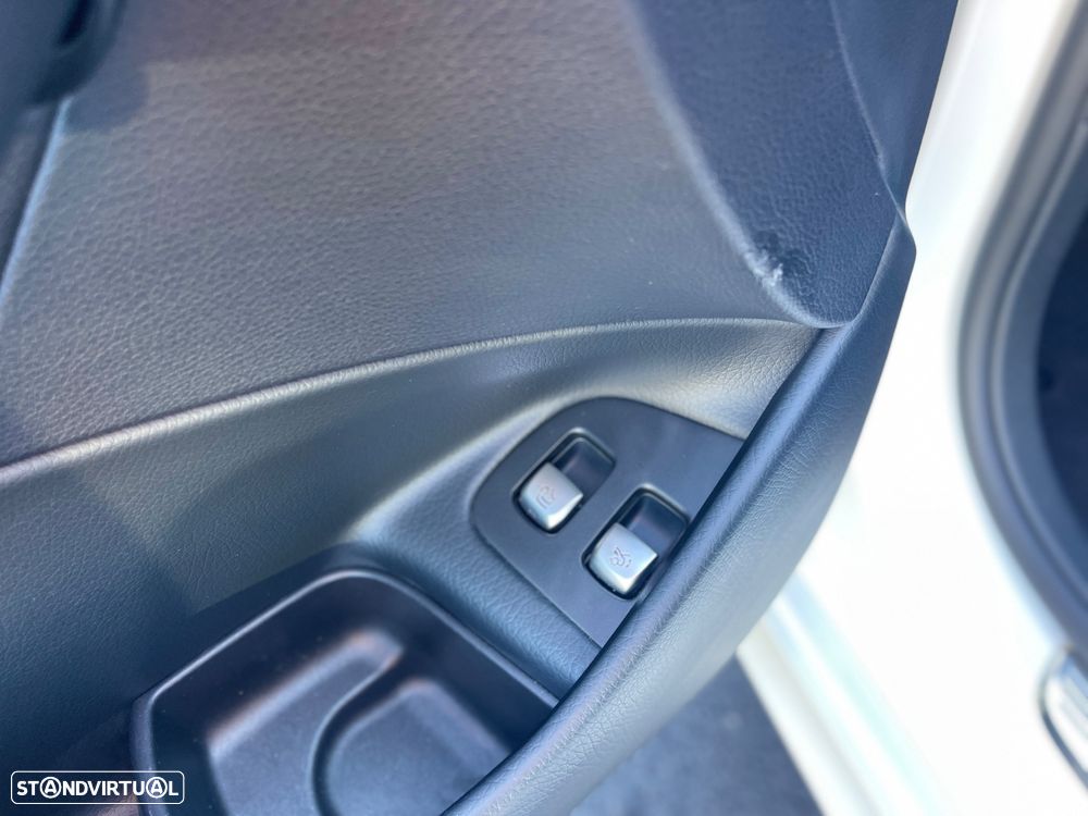 Mercedes-Benz E 300 de 9G-TRONIC AMG Line - 14