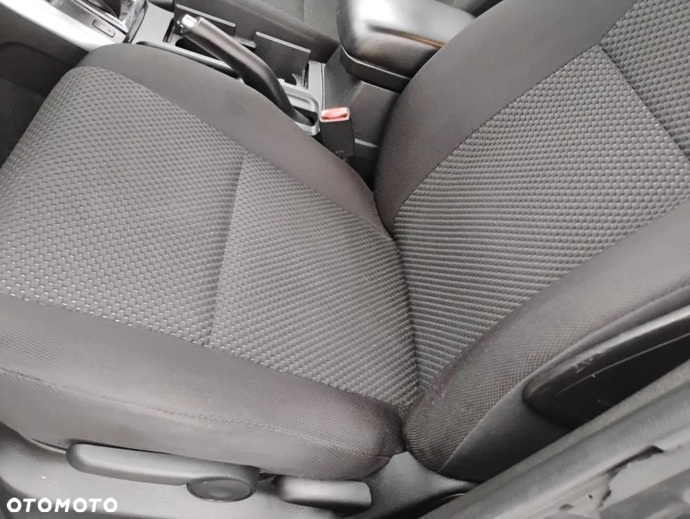 Suzuki Grand Vitara 1.9 DDiS De Luxe - 8
