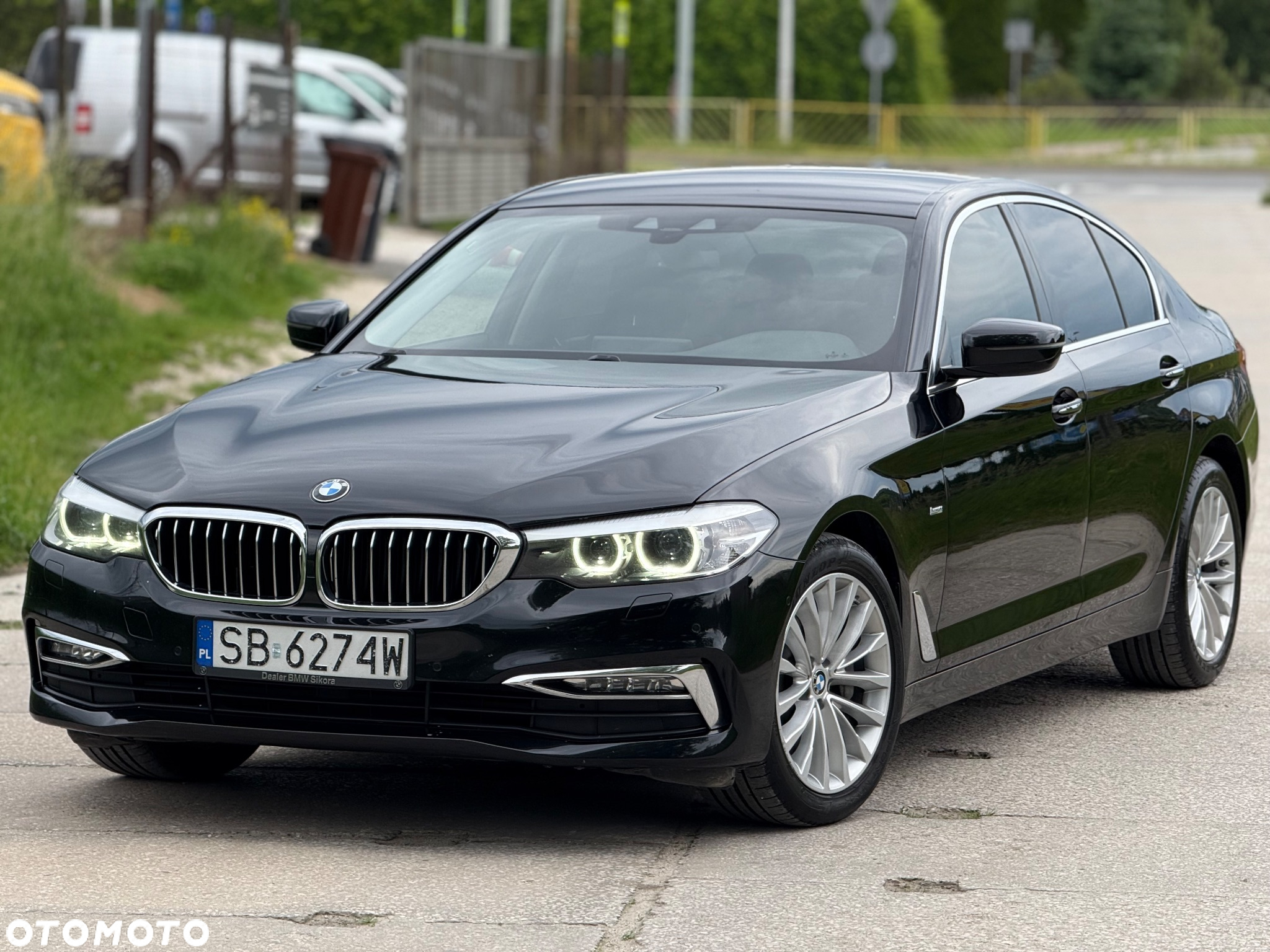 BMW Seria 5 530d xDrive Luxury Line - 2