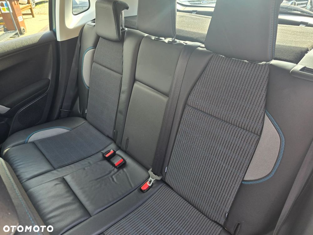 Peugeot 2008 - 13