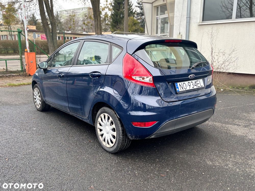 Ford Fiesta - 4