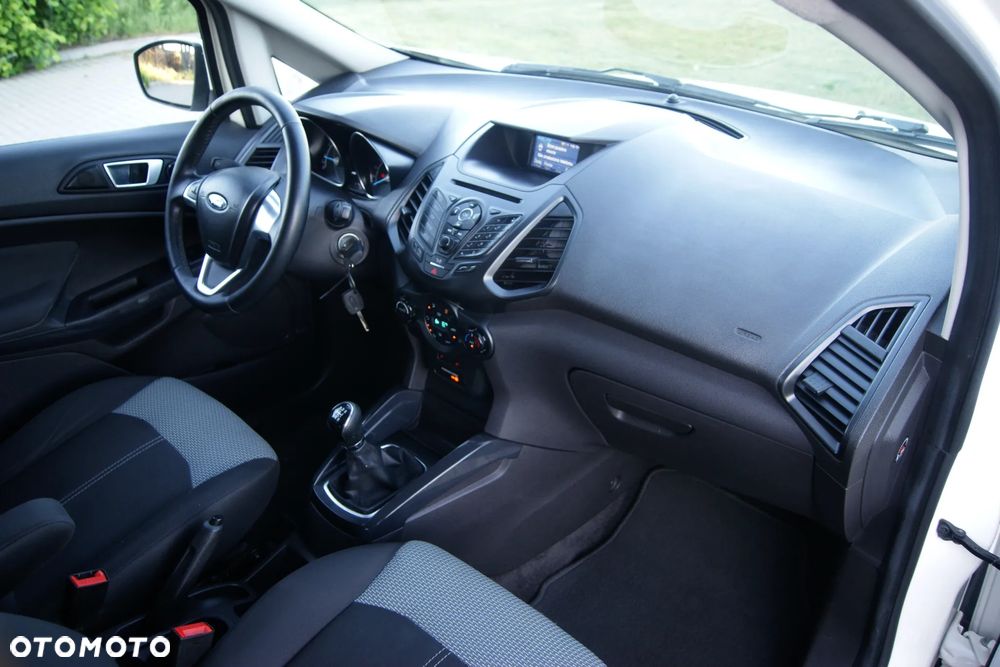 Ford EcoSport 1.0 EcoBoost TREND - 31