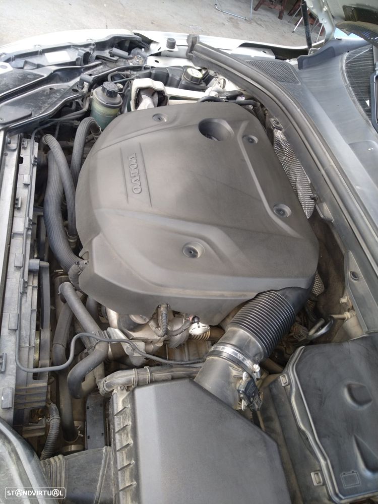 Volvo XC 60 D4 Geartronic Momentum - 5