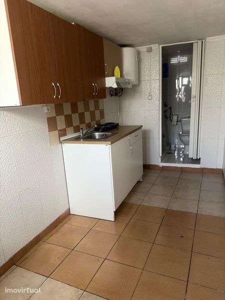 Estúdio Independente T0 - Rés-do-Chão | Flamenga, Loures | 350€/mês - Grande imagem: 3/7