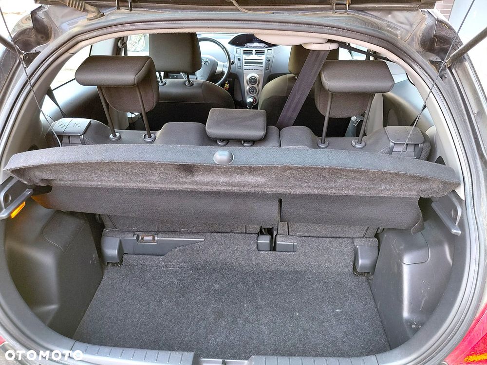 Toyota Yaris 1.33 Luna - 6