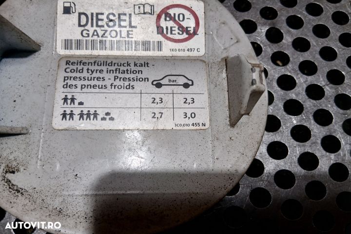Usita rezervor 3C9809857 3C9809857 Volkswagen VW Passat B6 [2005 - 20 - 4