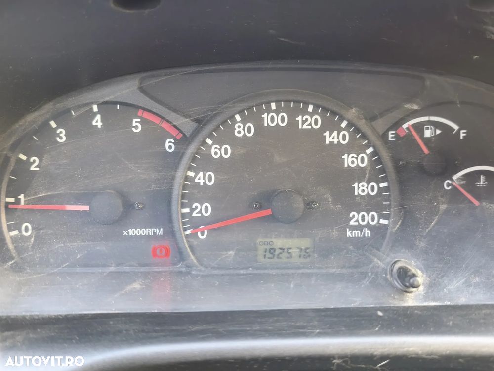 Suzuki Grand Vitara 2.0 TD A/C - 11