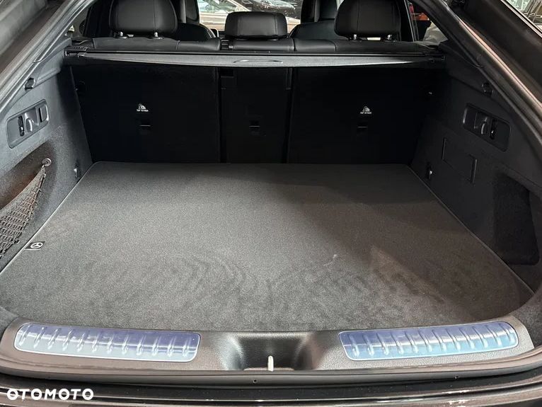 Mercedes-Benz GLC 300 mHEV 4-Matic AMG Line - 6