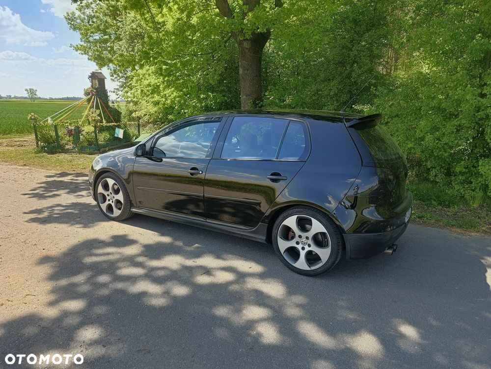 Volkswagen Golf - 21