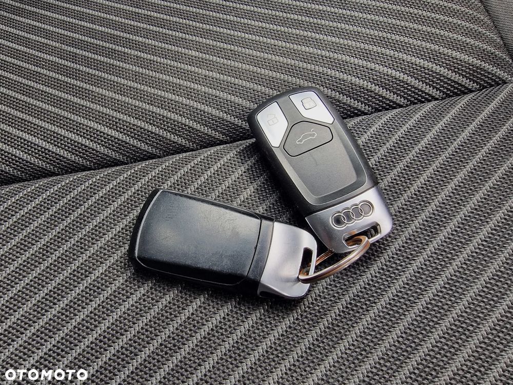 Audi Q5 2.0 TDI Quattro S tronic design - 37