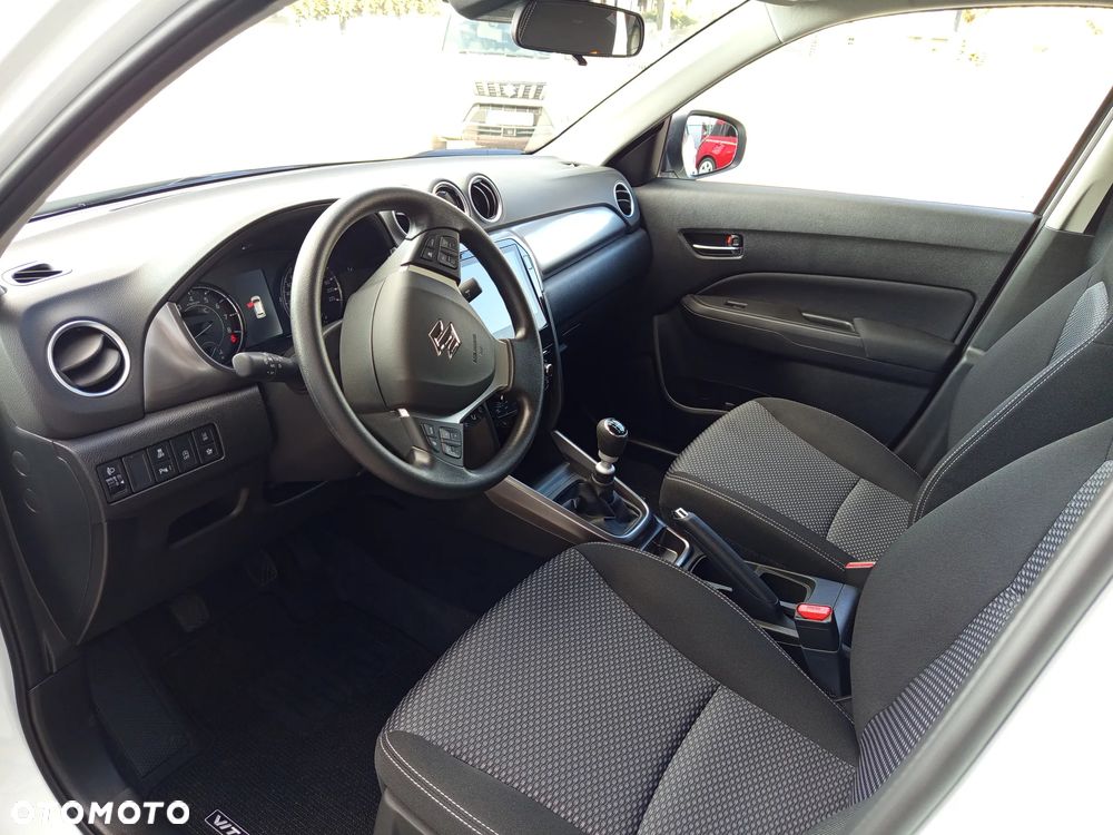 Suzuki Vitara 1.4 Boosterjet mHEV Premium 2WD - 6