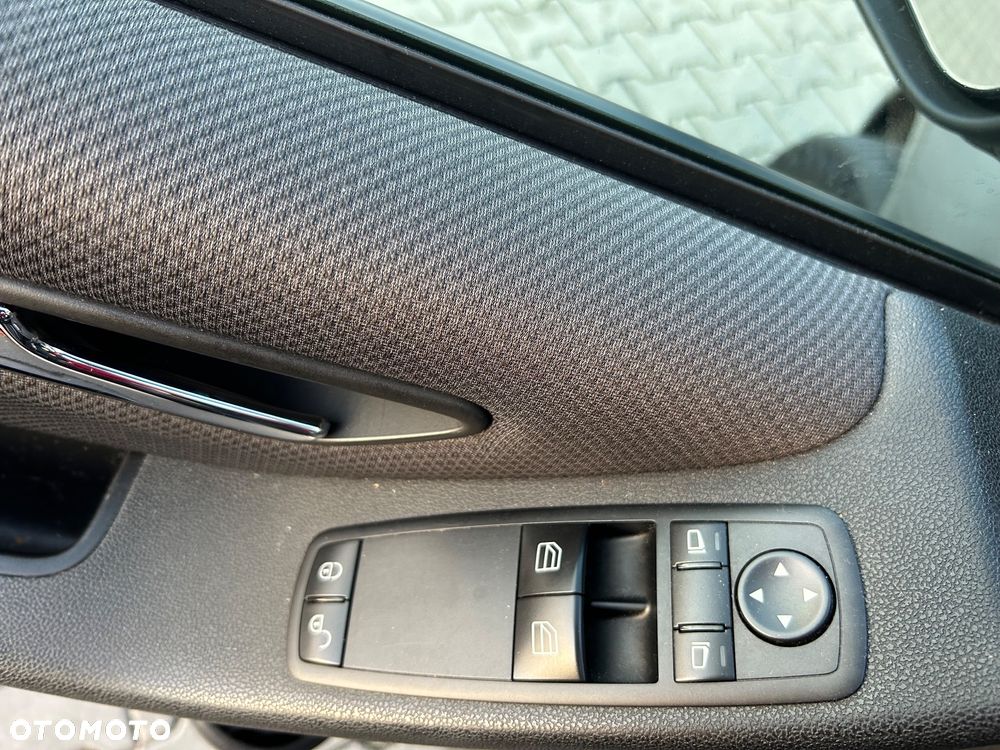 Mercedes-Benz Klasa A 160 BlueEFFICIENCY - 12