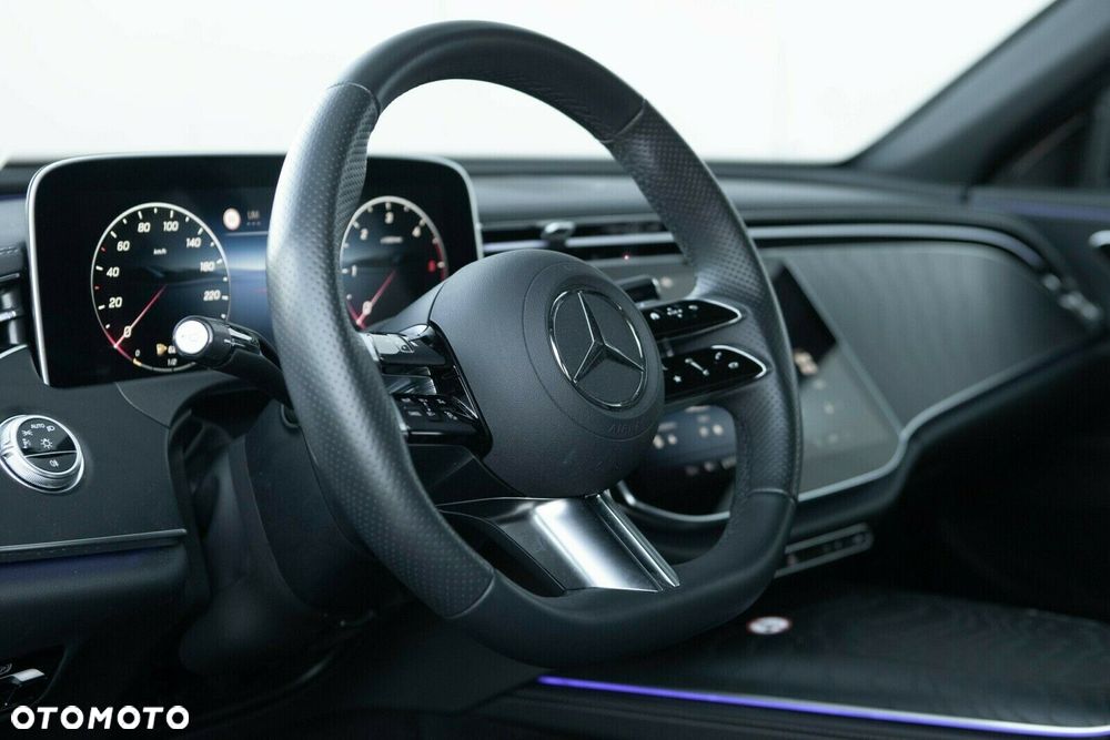 Mercedes-Benz Klasa E - 20