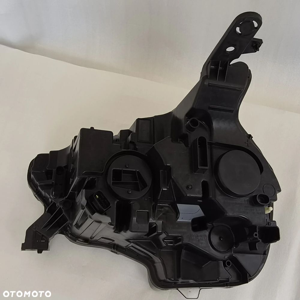 LAMPA PRAWA PRZÓD ,,LED VISION,, CITROEN C4 X C4 III 2020- 9830649280 - 7