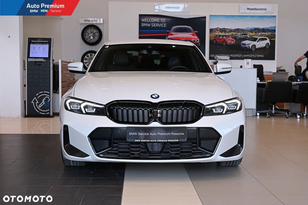 BMW Seria 3 320d xDrive mHEV - 3