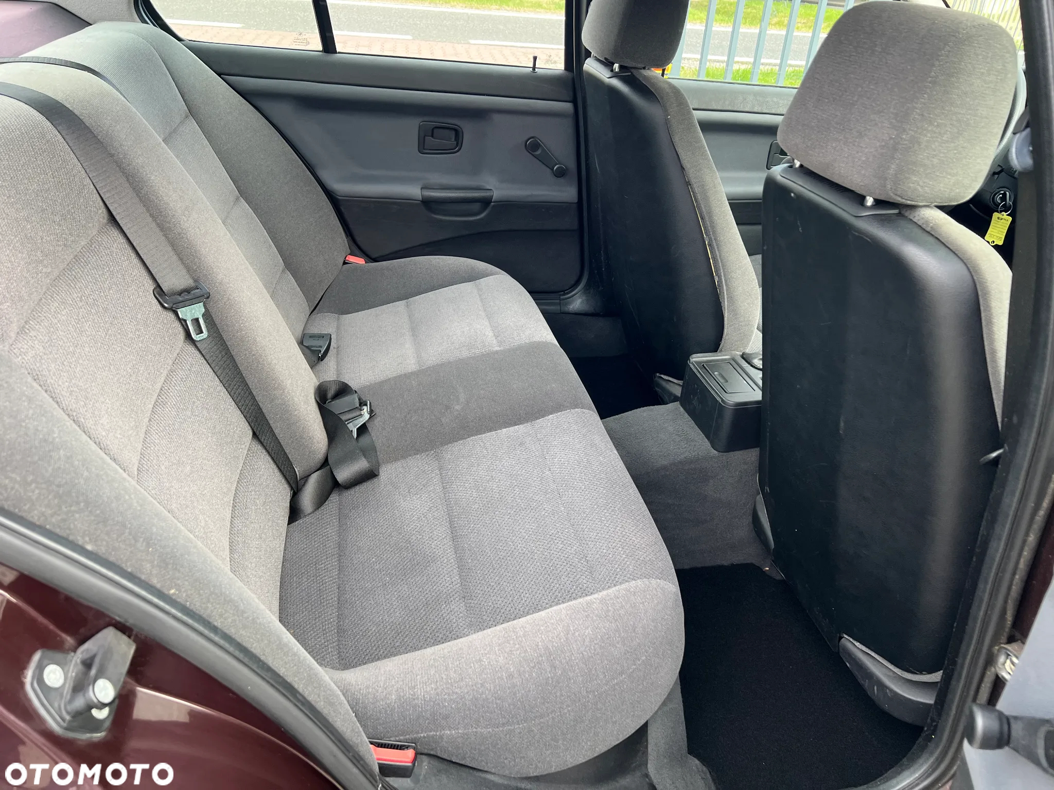 BMW Seria 3 - 10