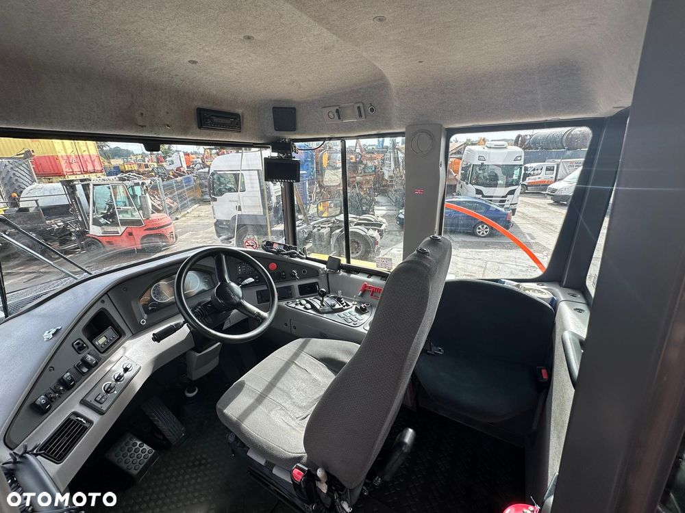 Volvo Wozidło VOLVO A40G - 19