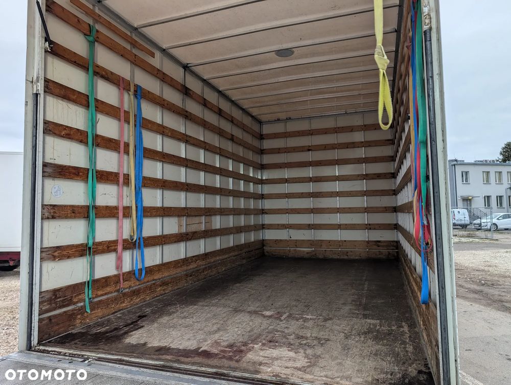 Volkswagen Crafter - 12