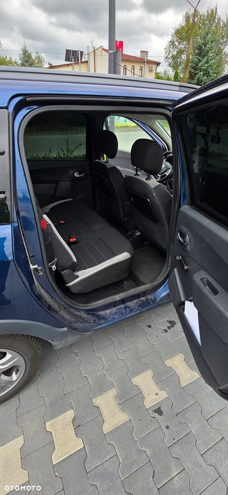 Dacia Lodgy 1.6 SCe Stepway S&S - 9