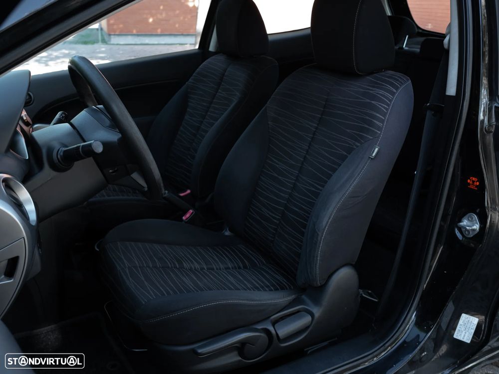 Mazda 2 - 6