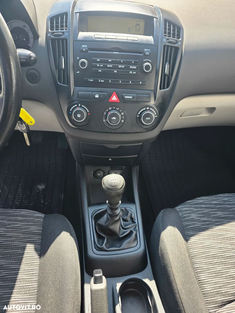 Kia Ceed 1.4 GSL EX CITY - 11