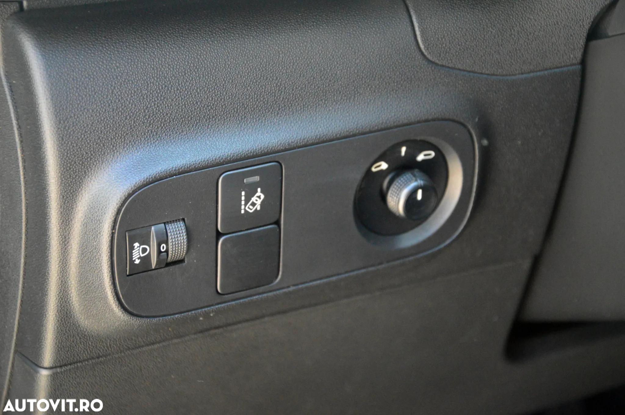 Citroën C3 Pure Tech 82 FEEL - 30