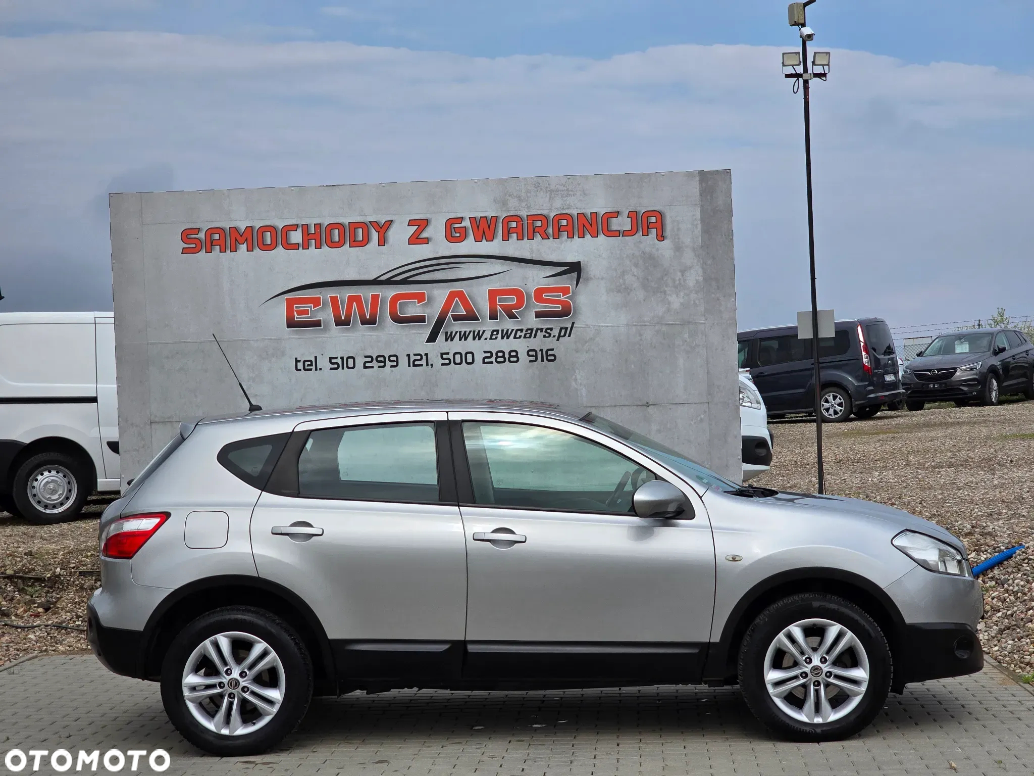 Nissan Qashqai 1.6 dCi DPF acenta - 3