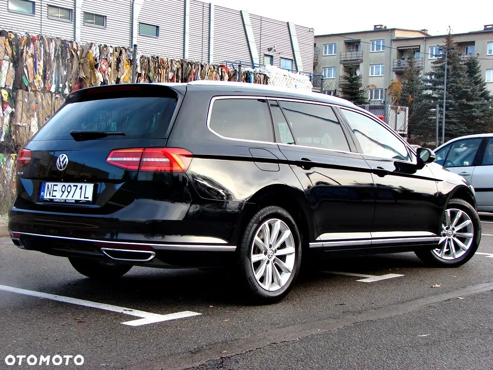 Volkswagen Passat Variant 2.0 TDI SCR DSG Highline - 4