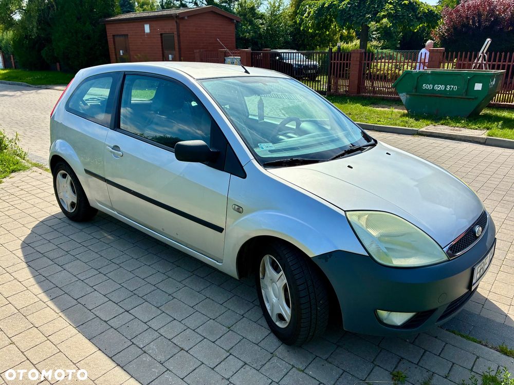Ford Fiesta 1.3 - 4