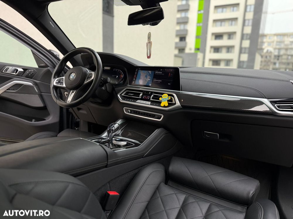 BMW X6 xDrive40i AT MHEV - 12