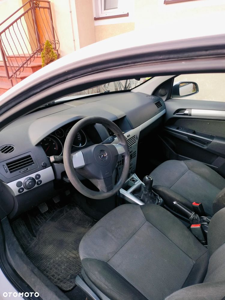 Opel Astra 1.7 CDTI - 15