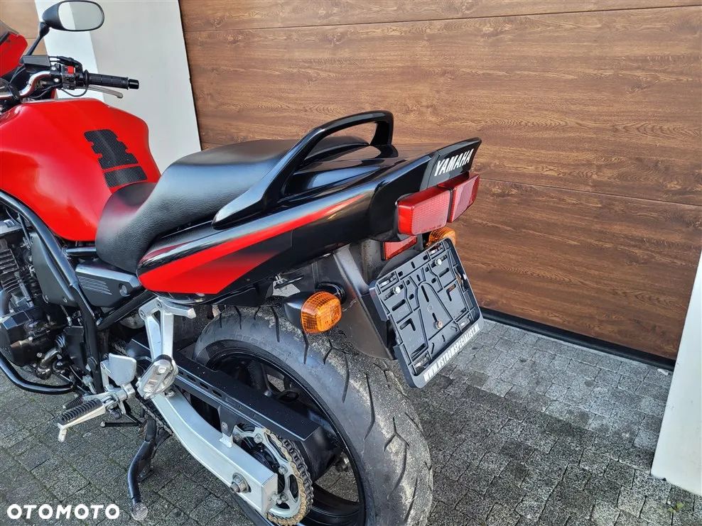 Yamaha FZS - 15