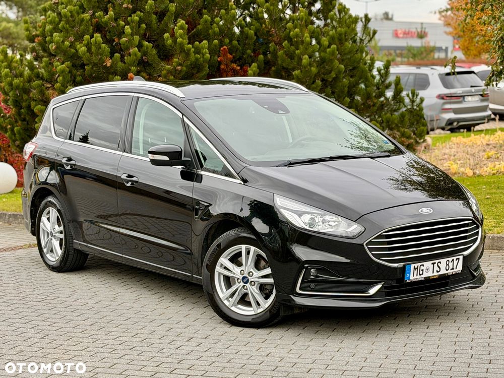 Ford S-Max - 12