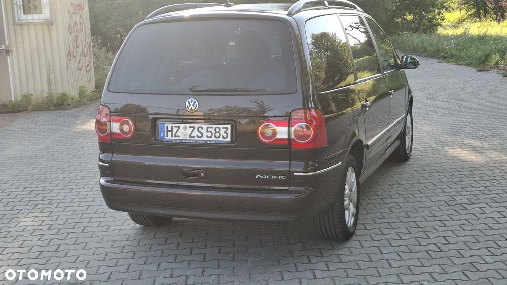 Volkswagen Sharan - 10