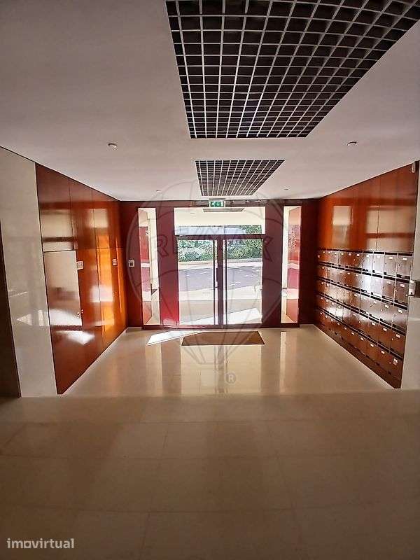 Apartamento T2 para arrendamento - Grande imagem: 2/44