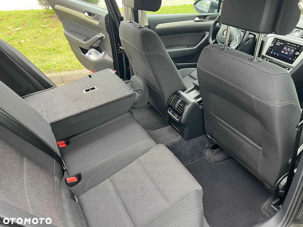 Volkswagen Passat 2.0 TDI BMT Comfortline DSG - 19