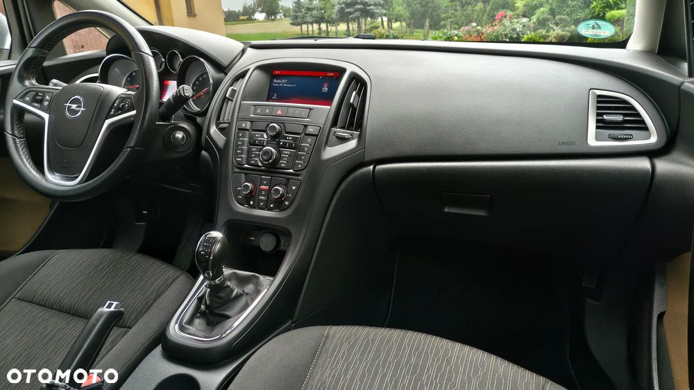 Opel Astra - 16