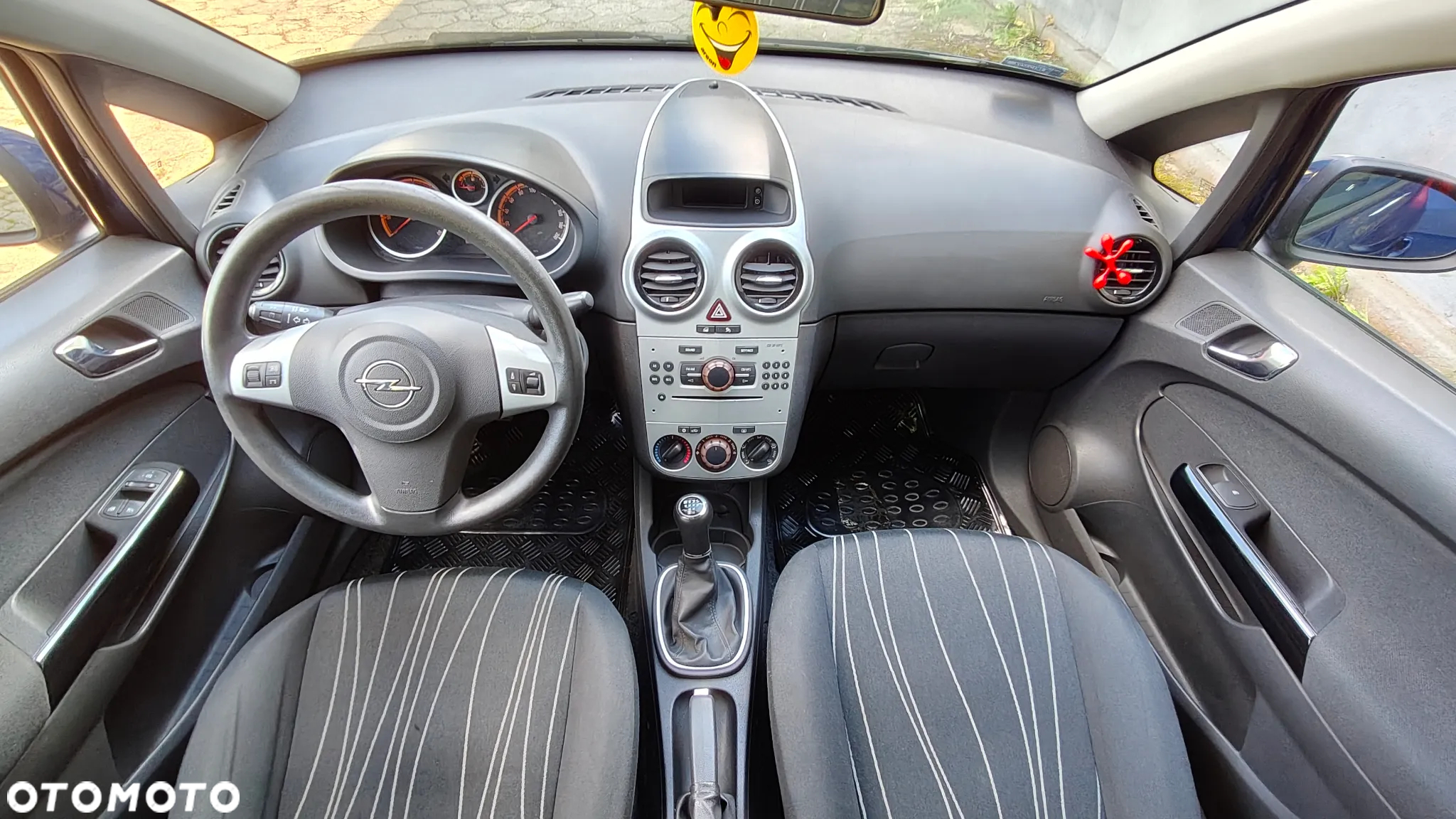 Opel Corsa 1.2 16V Enjoy - 6