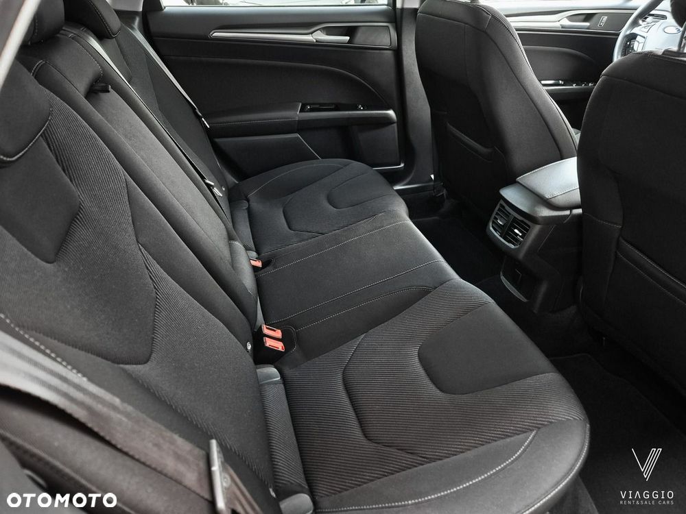 Ford Mondeo 2.0 EcoBlue Titanium - 17