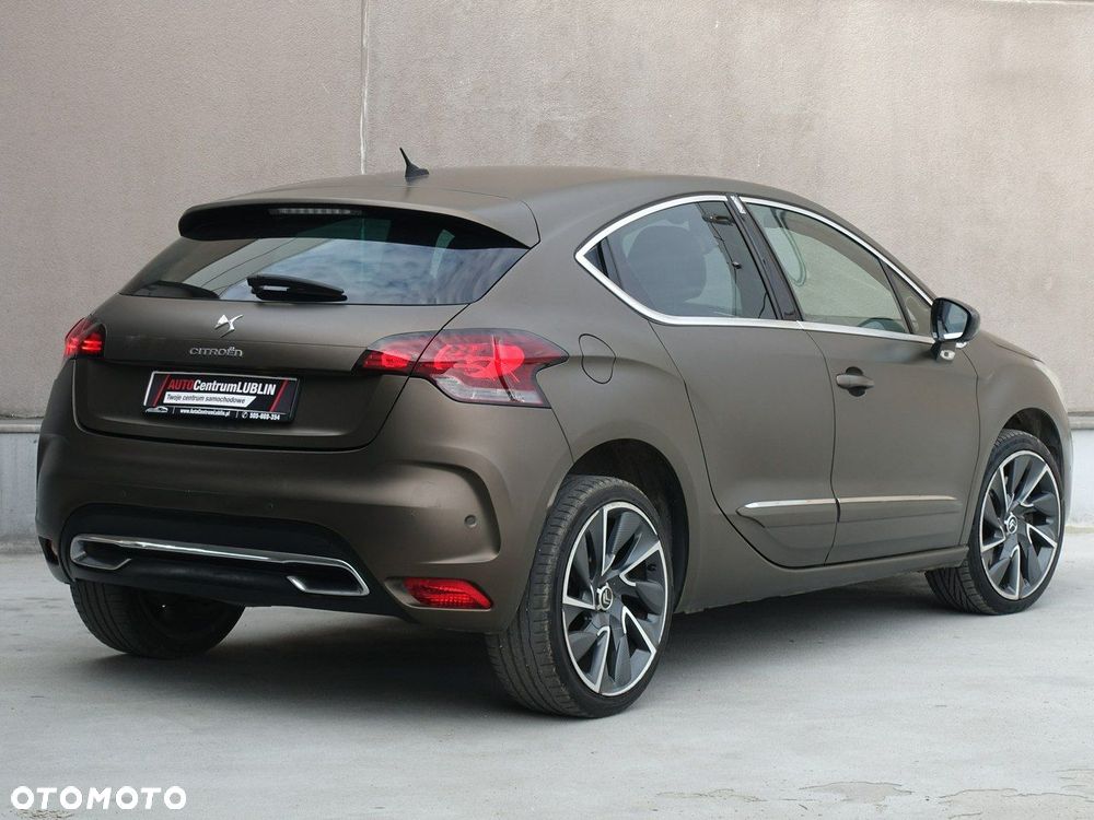 Citroën DS4 HDi 165 SportChic - 11