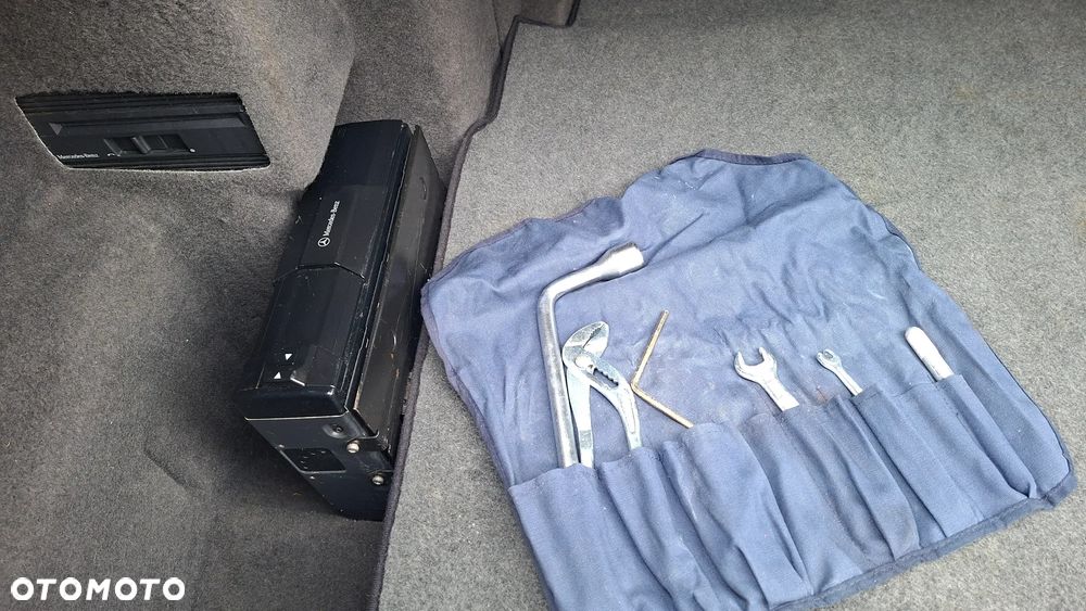 Mercedes-Benz Klasa E 430 Avantgarde - 23