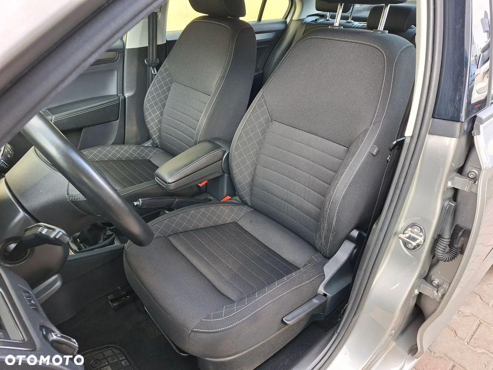 Skoda RAPID 1.0 TSI Style - 13