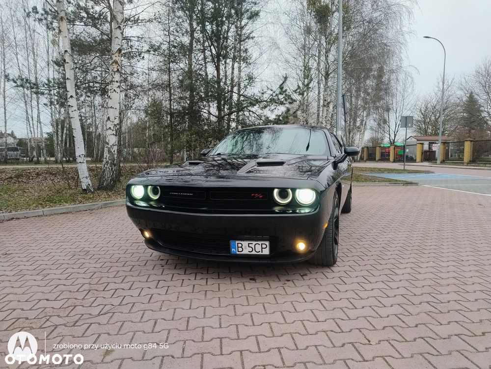 Dodge Challenger - 6