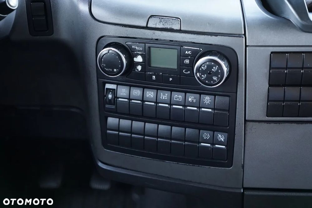 MAN TGX 18. 440 / XLX / RETARDER / PEŁNY ADR / ALUFELGI / SPROWADZONY - 29