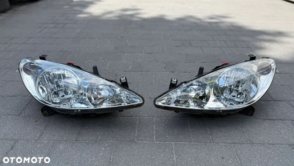 Lampa przednia lewa Peugeot 307 EU Europa lewy przód TYC A166 Reflektor 3A/C, SW 3H, CC 3B, 3E - 12
