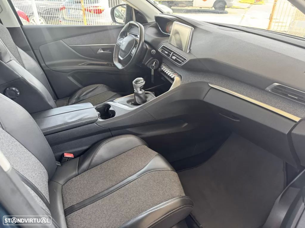 Peugeot 5008 1.6 HDi Allure - 20
