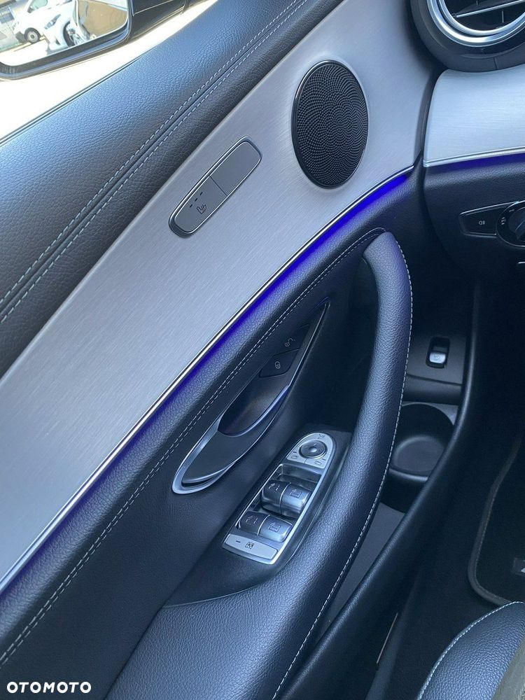 Mercedes-Benz Klasa E - 25